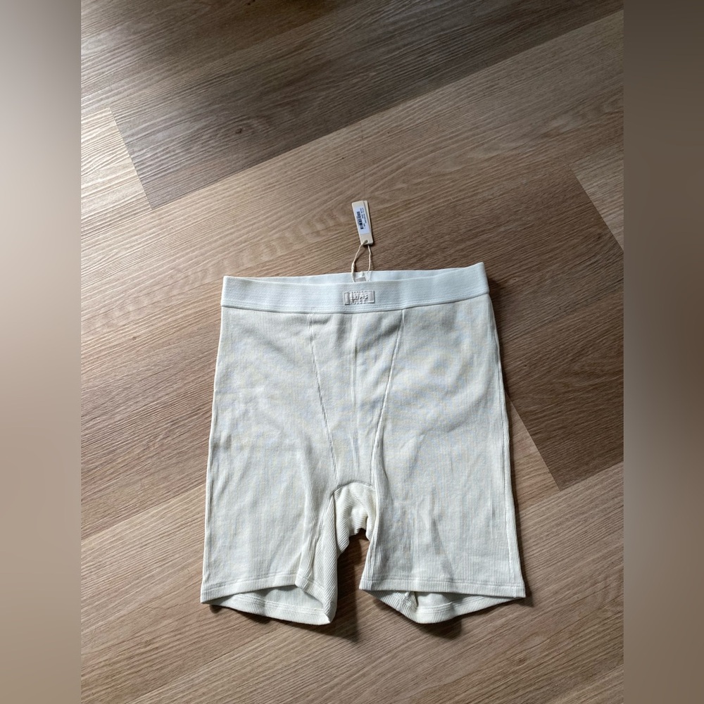 NWT skims boxer briefs mens large